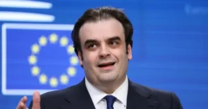 Πιερρακάκης: Άμεσες διαδικασίες για θύματα Μάτι, Μάνδρα και Τέμπη