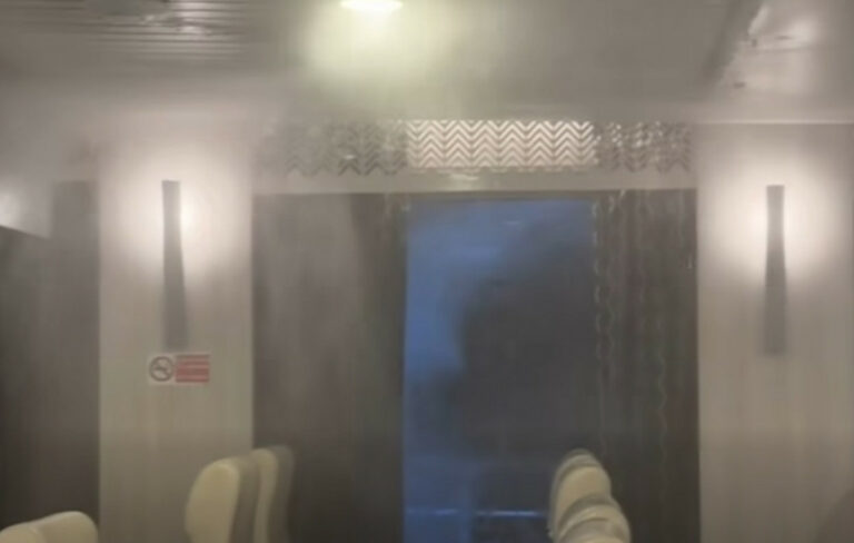 Αναστάτωση στο πλοίο «Νήσος Σάμος» λόγω ενεργοποίησης συστήματος πυρόσβεσης