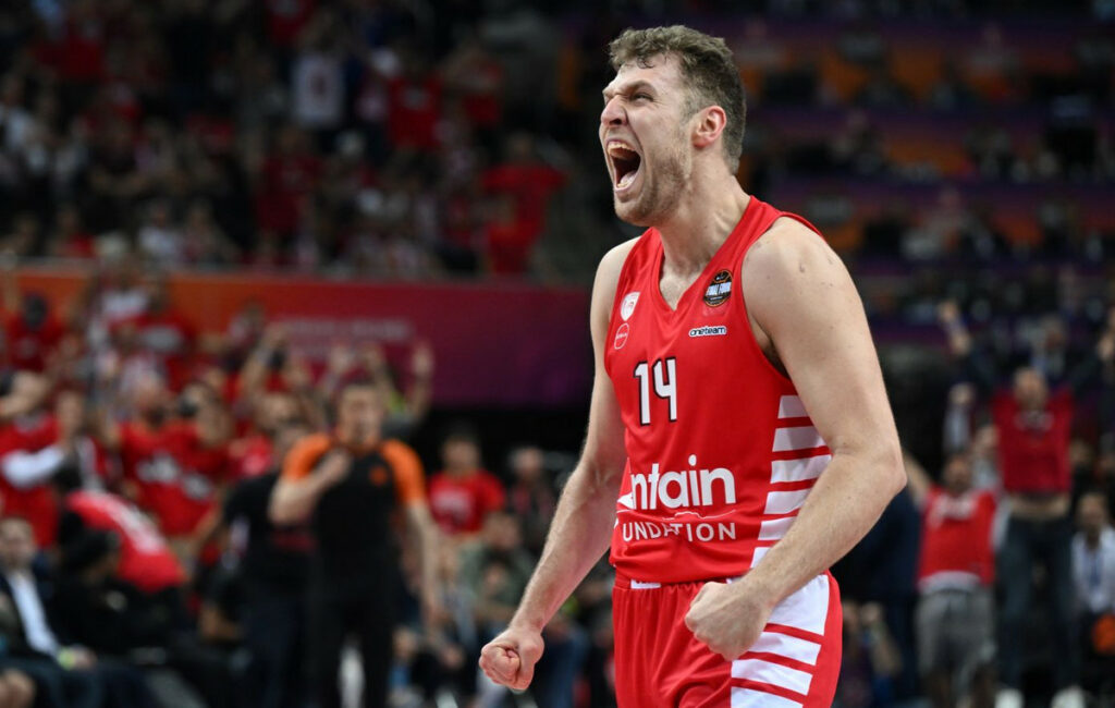 Ο Βεζένκοφ αναδεικνύεται πρώτος σκόρερ της Euroleague