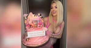 Η Σάσα Μπάστα γερνάει με στυλ: Γιορτάζει τα 38 της χρόνια με εντυπωσιακές τούρτες