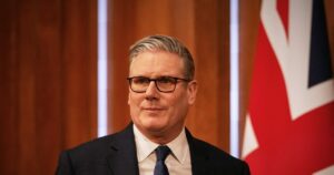 Η Βρετανία διασαφηνίζει τη θέση της στο Ιράν: Διπλωματικοί χειρισμοί και κυρώσεις