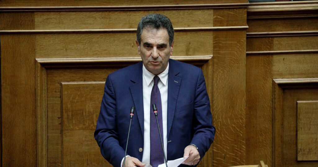 Θεόφιλος Λεονταρίδης: Ζητά την άρση της βουλευτικής του ασυλίας