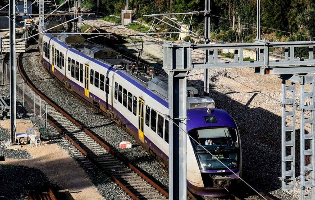 Πρωτομαγιά: Χωρίς τρένα και προαστιακός σιδηρόδρομος