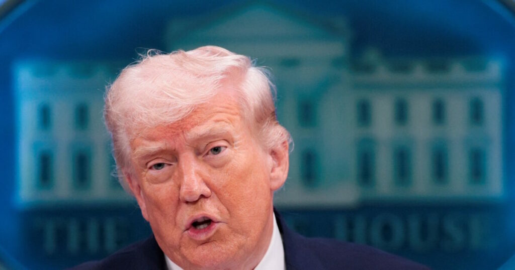 Τραμπ νέες δηλώσεις για NATO και Στενά του Ορμούζ