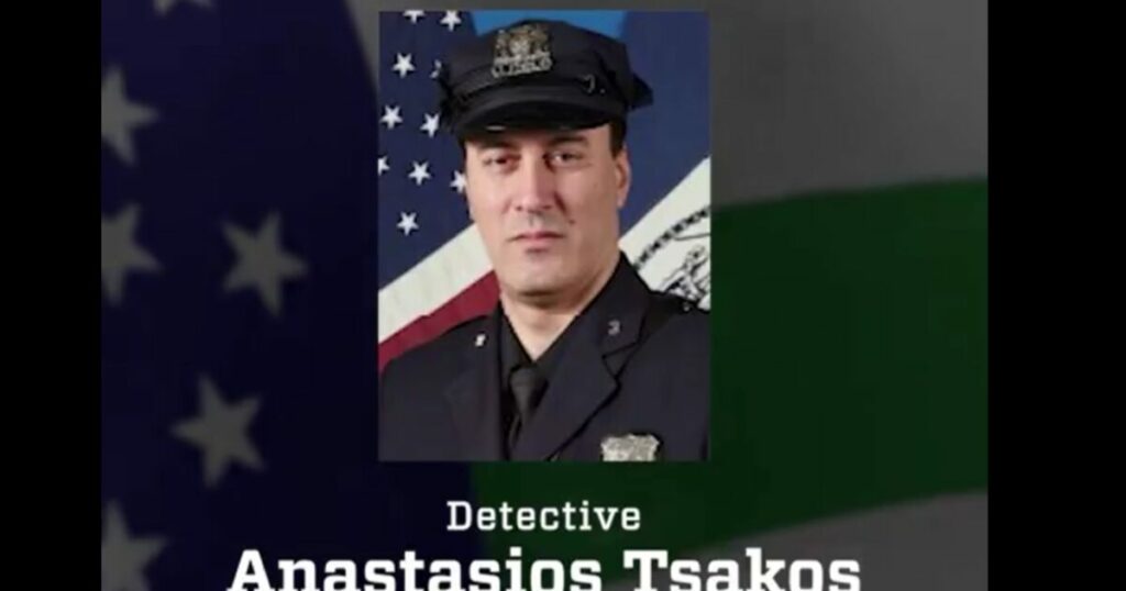 Νέα Υόρκη: Μετονομάστηκε ο δρόμος σε «Anastasios Tsakos» προς τιμήν του Έλληνα αστυνομικού