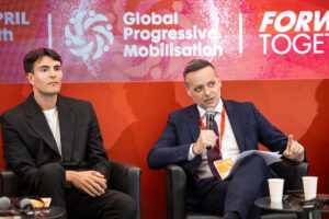 Δούκας: Η Σχέση Αιρετών με τη Στέγαση και οι Αριστερές Προοπτικές στις Πόλεις