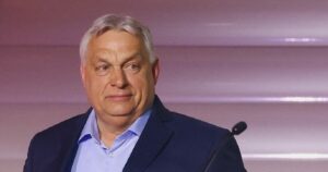 Ο Όρμπαν ομολογεί την οδυνηρή ήττα στις εκλογές της Ουγγαρίας