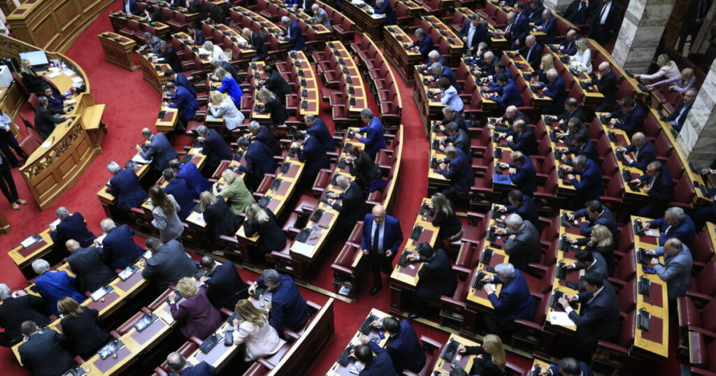 Αντιπολίτευση αντιδρά στην απόφαση του Αρείου Πάγου για τις υποκλοπές