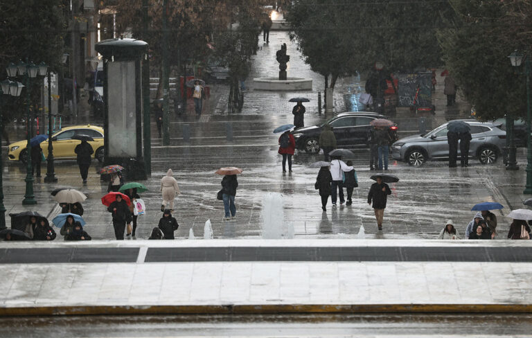 Έρχεται κακοκαιρία με βροχές και πτώση θερμοκρασίας