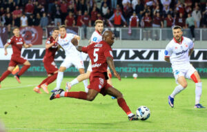 Super League: Συναρπαστικές μάχες για παραμονή σε Σέρρες και Τρίπολη