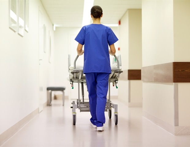 Δισεκατομμύρια σε συμβούλους για τα μη κερδοσκοπικά νοσοκομεία χωρίς ουσιαστικά οφέλη