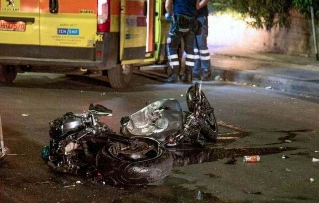 Θλιβερό τροχαίο στη Σύρο: Νεκρός 25χρονος μοτοσικλετιστής