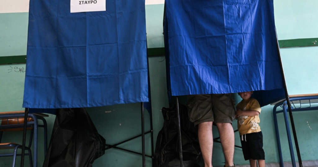 Δημοσκόπηση Opinion Poll: Διαφορά 16,8 μονάδων ΝΔ και ΠΑΣΟΚ