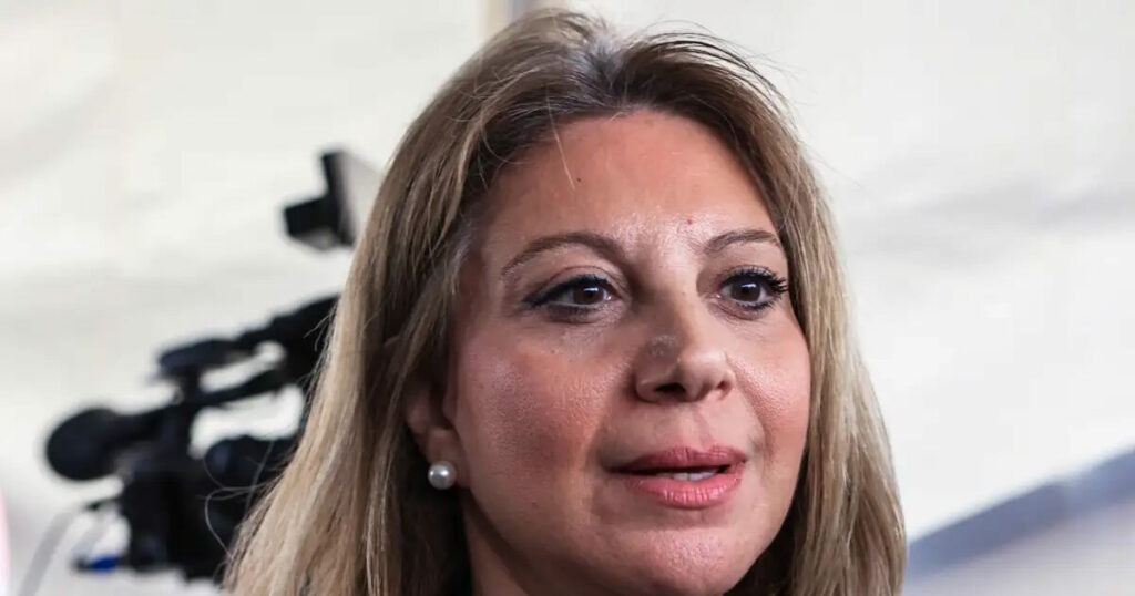 Μαρία Καρυστιανού: Ιδρύει νέο κόμμα τον Μάιο, καταγγέλλει προσπάθειες εξαγοράς