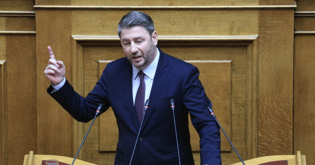 PASOK: Πρόταση για Εξεταστική Επιτροπή σχετικά με τις υποκλοπές